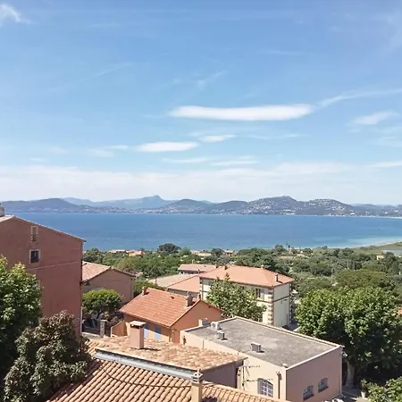 Vue Magnifique Sur La Hyeres